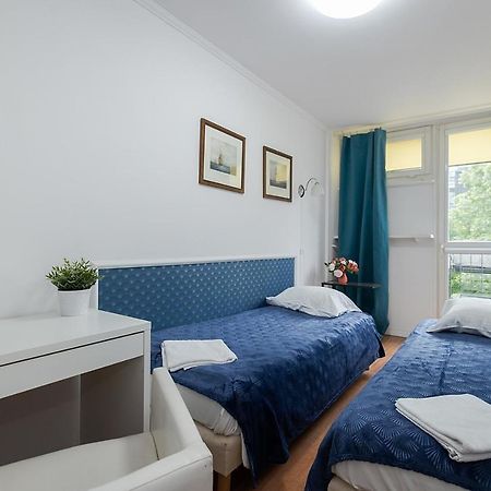 Unit Rooms Warszawa By Metro Rondo Onz Short Rent Idealne Pokoje Na Nocleg W Warszawie Kültér fotó