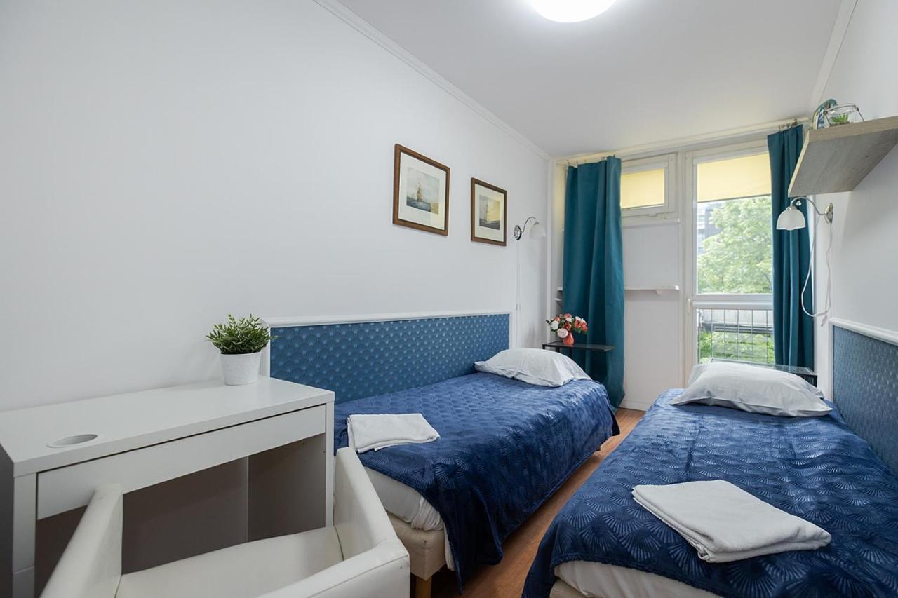 Unit Rooms Warszawa By Metro Rondo Onz Short Rent Idealne Pokoje Na Nocleg W Warszawie Kültér fotó