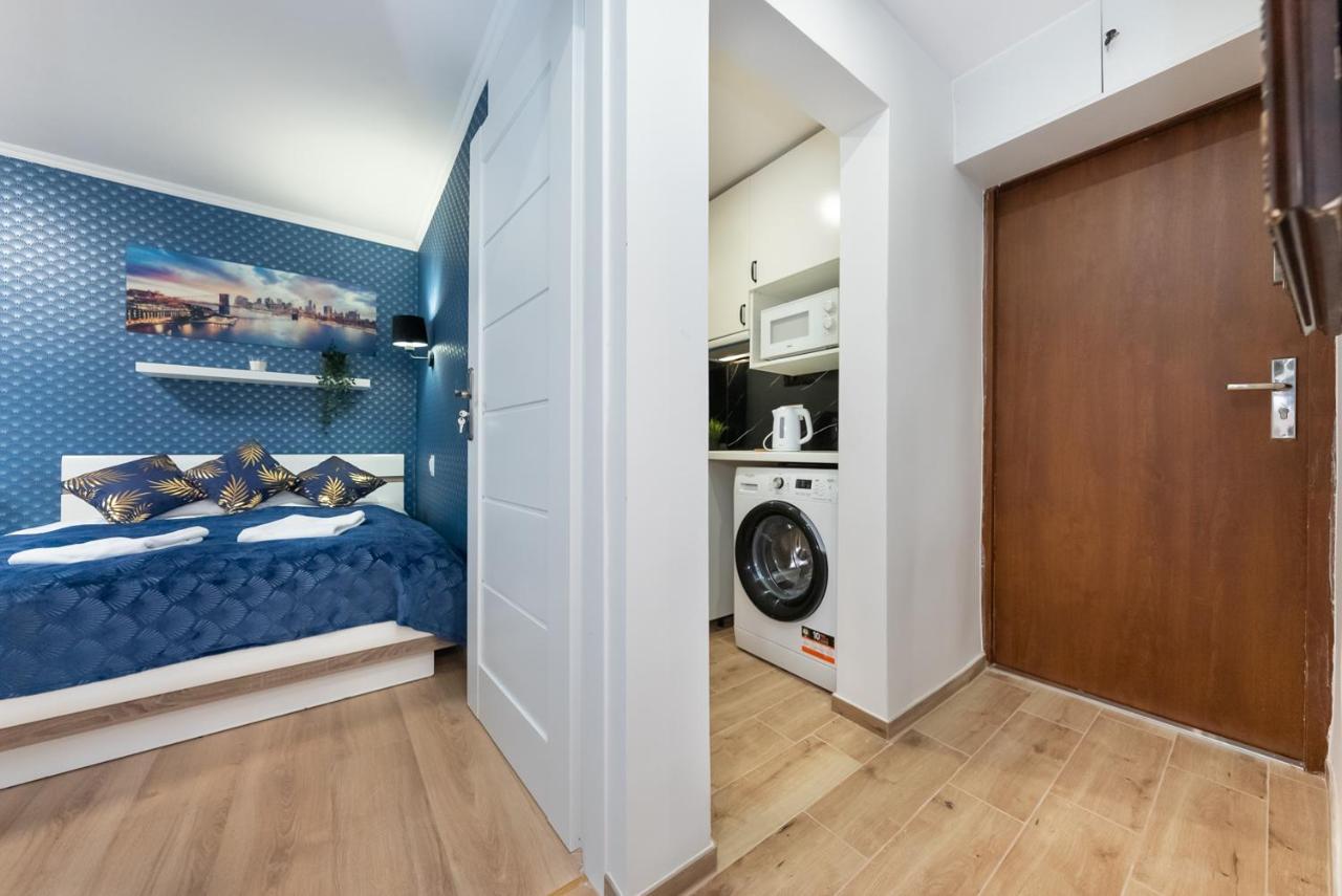 Unit Rooms Warszawa By Metro Rondo Onz Short Rent Idealne Pokoje Na Nocleg W Warszawie Kültér fotó
